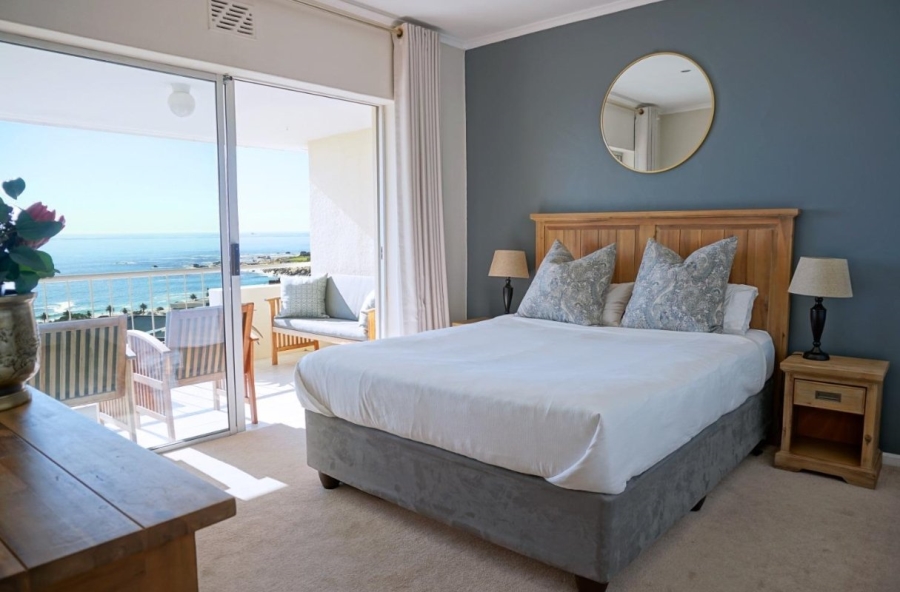 To Let 2 Bedroom Property for Rent in Camps Bay Western Cape